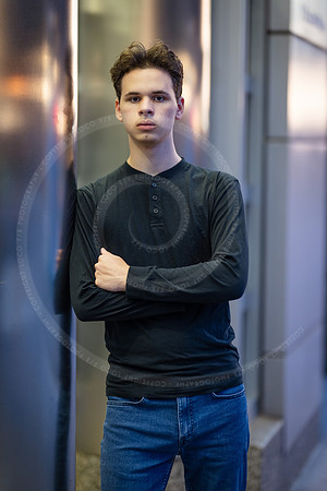 _LFX4698