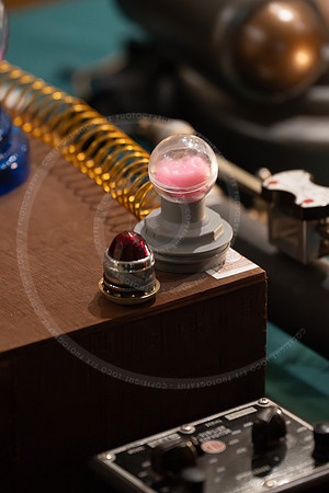 _LFX4053