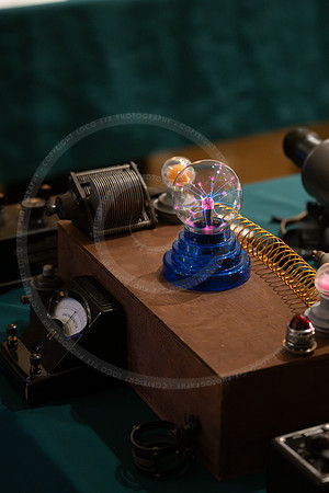 _LFX4051