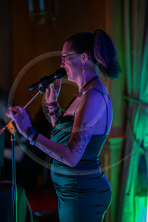 LFX_4090