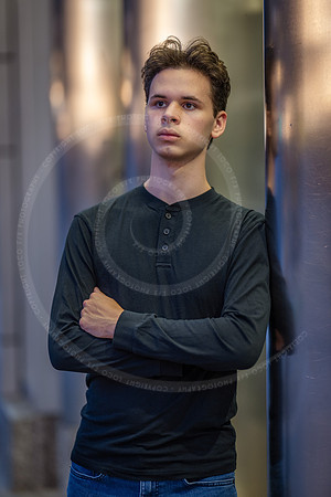 _LFX4703