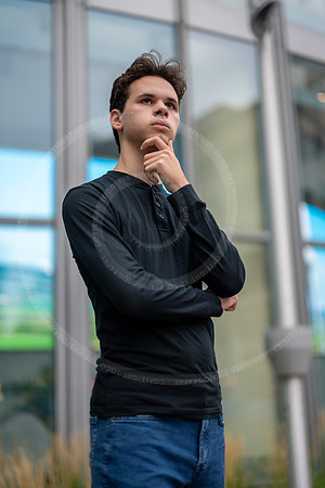 _LFX8124