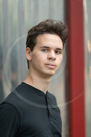 _LFX4518