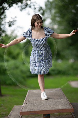 _LFX8572