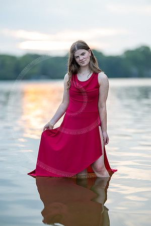 _LFX8944