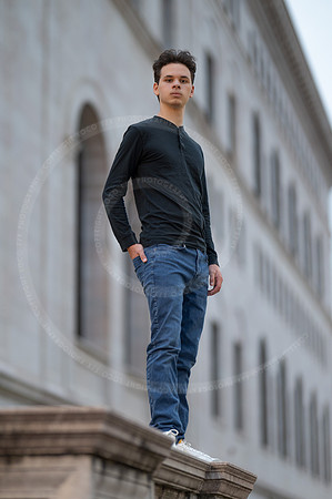 _LFX4676