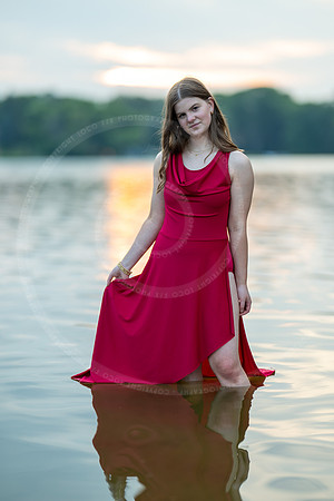 _LFX8943